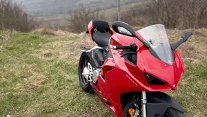 Ducati Panigale V2 (2021 - 24)  (2)