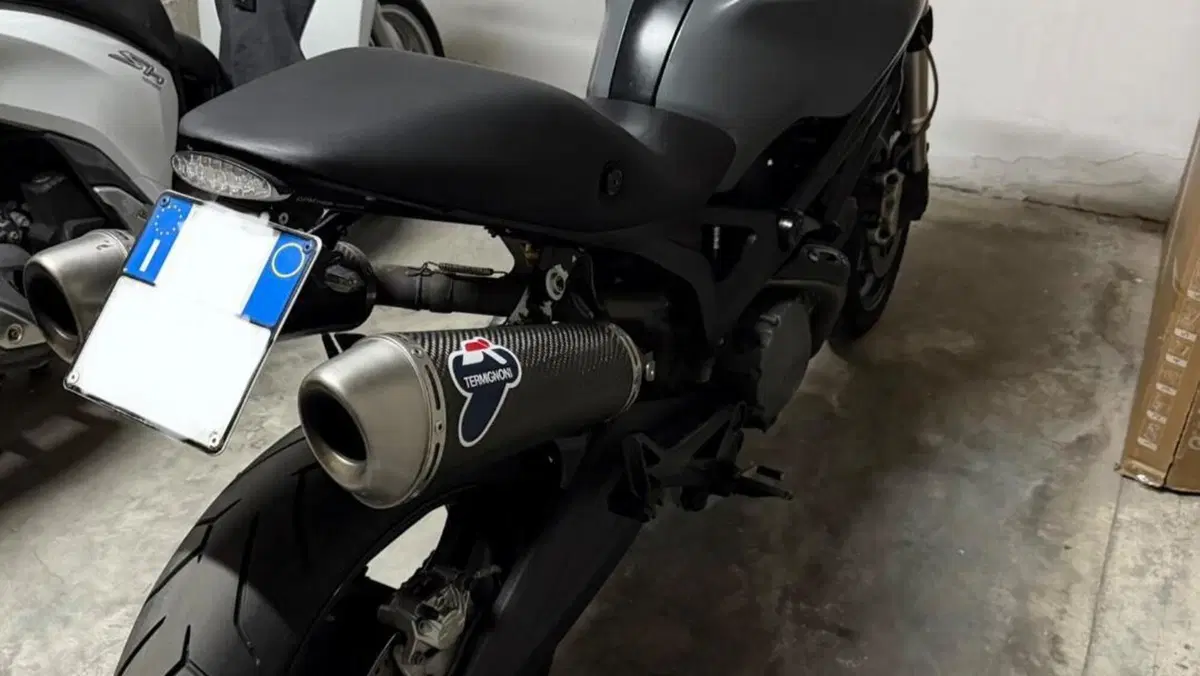 Ducati Monster 696 Plus (2007 - 14)  (6)