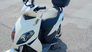 Aprilia Sportcity One 50 (2008 - 12)  (2)