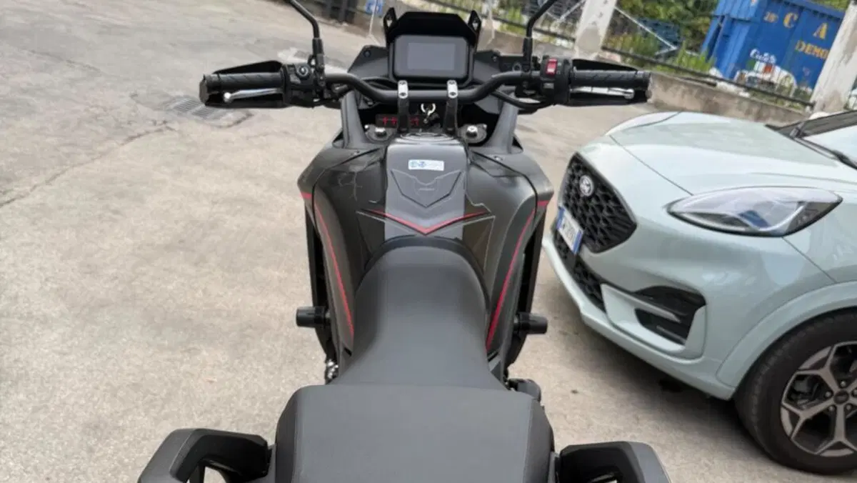 Honda Transalp XL750 (2026)  (9)