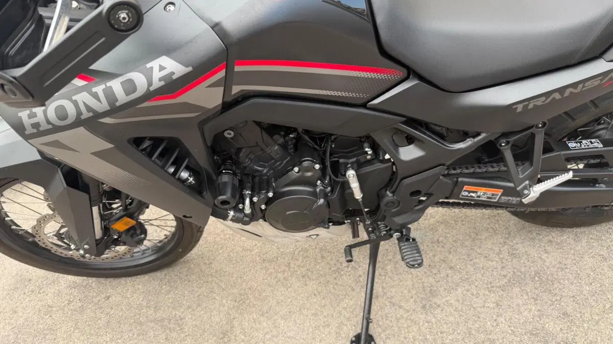 Honda Transalp XL750 (2026)  (10)