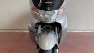 Suzuki   (3)