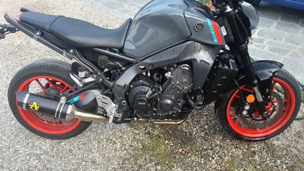 Yamaha MT-09 (2021 - 23)  (3)