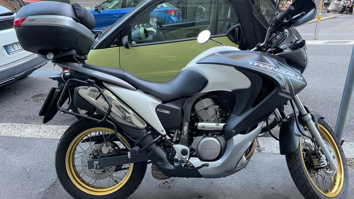 Honda Transalp XL 700 V (2007 - 2013)  (6)