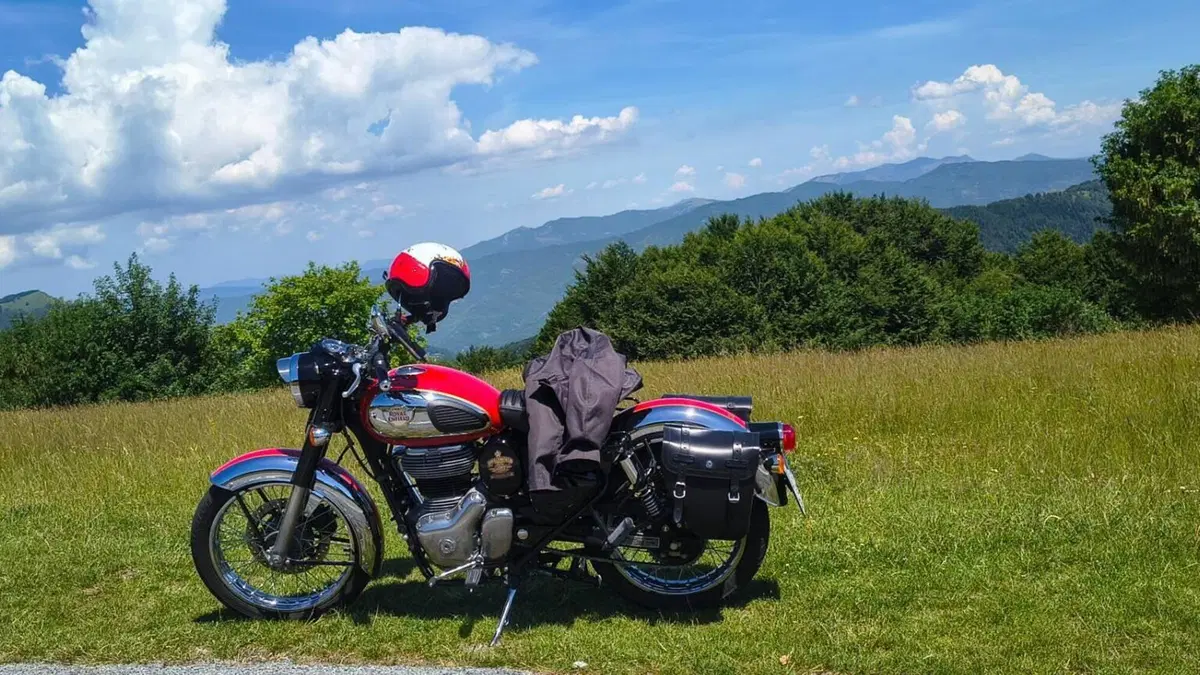 Royal Enfield Classic 350 (2021 - 26)  (3)