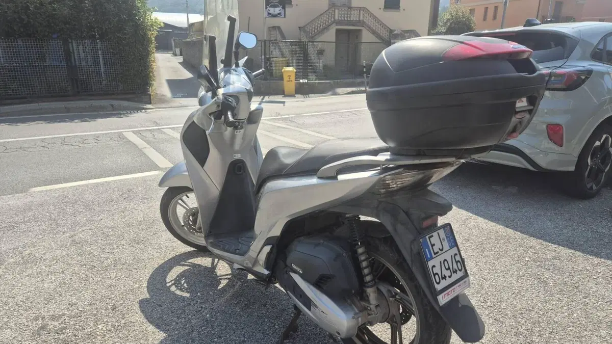 Honda SH 150i ABS (2013 - 16)  (10)