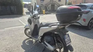 Honda SH 150i ABS (2013 - 16)  (10)