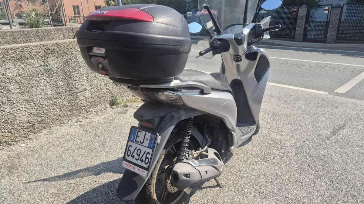 Honda SH 150i ABS (2013 - 16)  (12)