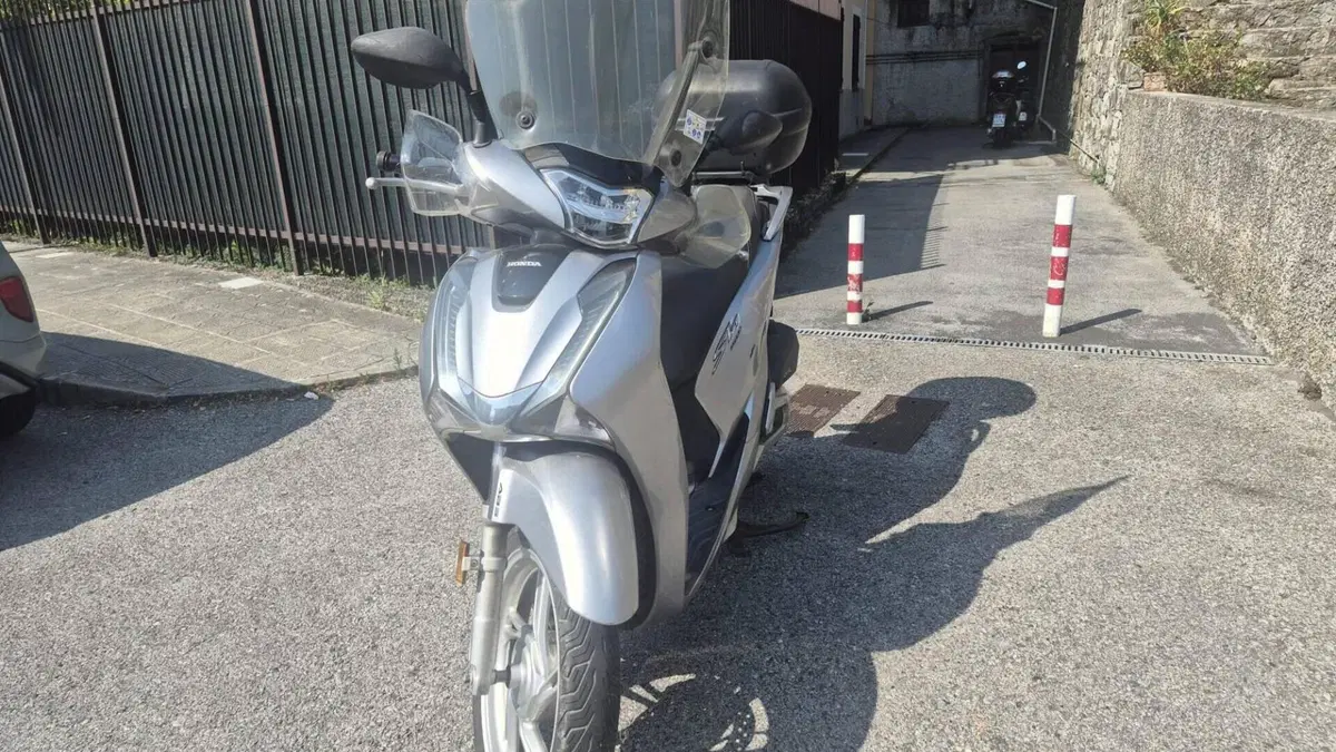 Honda SH 150i ABS (2013 - 16)  (3)