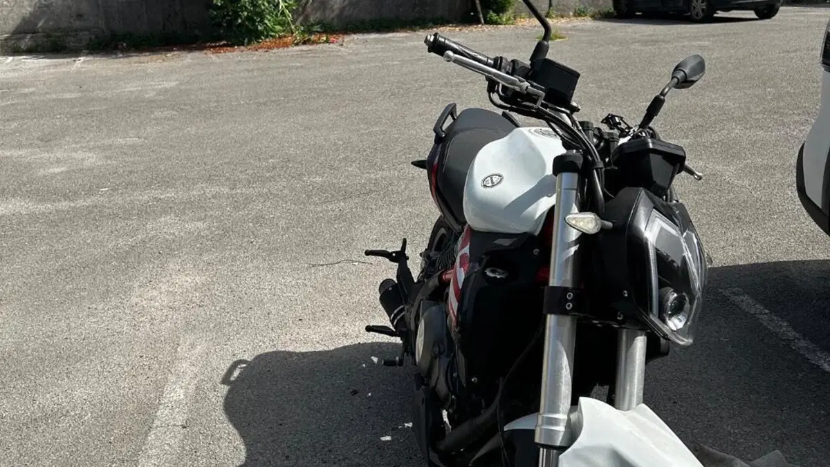 Benelli BN 302 S (2019 - 20)  (2)