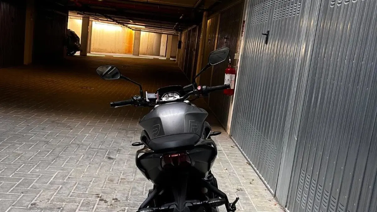 Triumph Street Triple 765 R (2023 - 26)  (5)