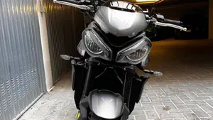 Triumph Street Triple 765 R (2023 - 26)  (8)