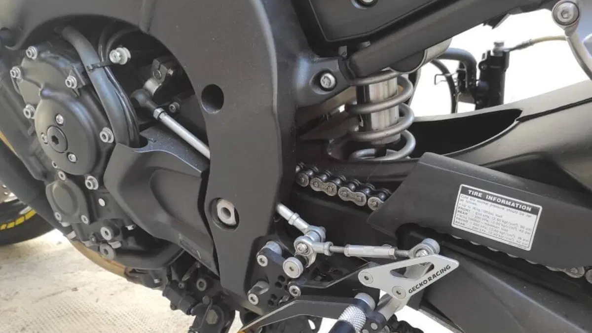 Yamaha FZ1 (2006 - 16)  (5)
