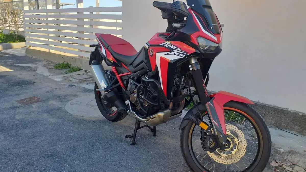 Honda Africa Twin CRF 1100L (2020 - 21)  (2)