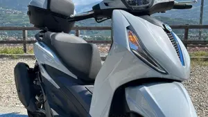 Piaggio Beverly 310 (2025 - 26)  (11)
