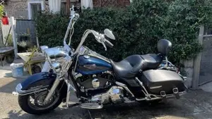 Harley-Davidson Road King CVO 1550 (FLHRSEI) (2002 - 05)  (3)