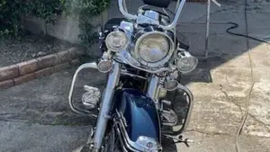 Harley-Davidson Road King CVO 1550 (FLHRSEI) (2002 - 05)  (6)