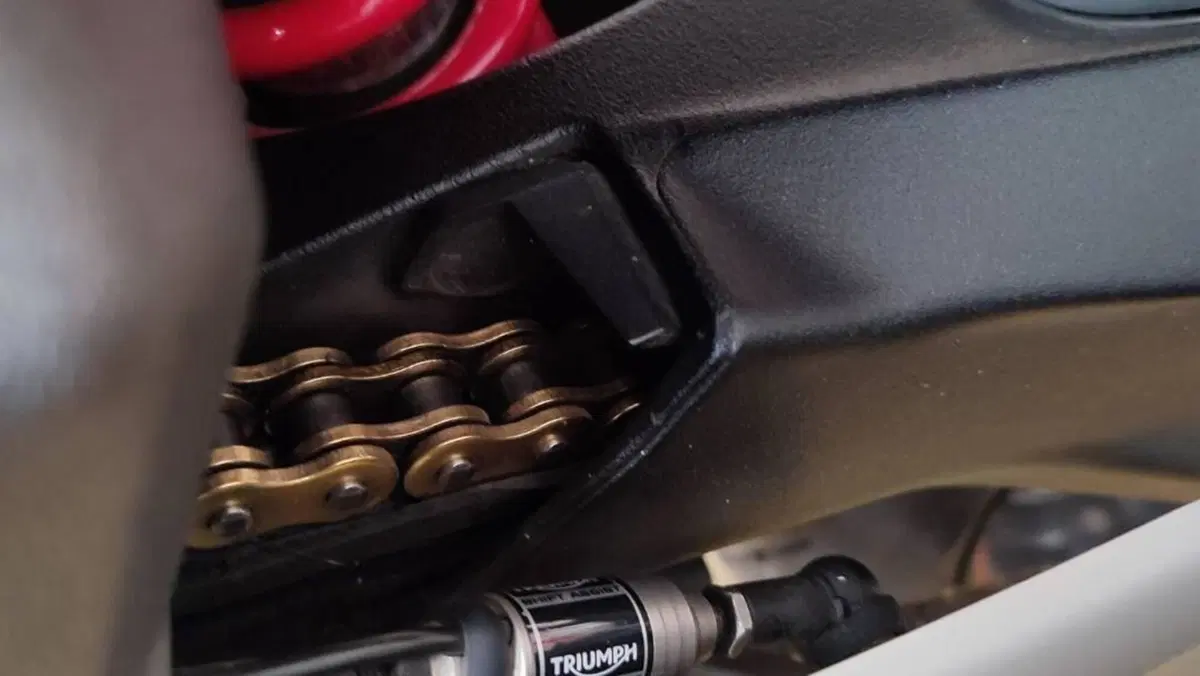 Triumph Street Triple R (2020 - 22)  (8)