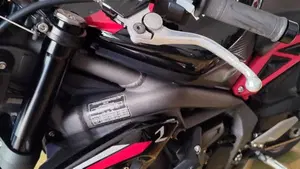 Triumph Street Triple R (2020 - 22)  (9)