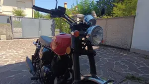 Mash Italia Two Fifty 250 (2021 - 25)  (2)