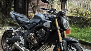 Honda CB 650 R E-Clutch (2024 - 26) 