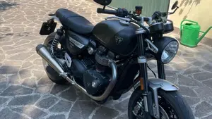 Triumph Speed Twin 1200 (2021 - 24)  (2)