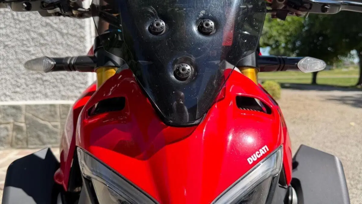 Ducati Streetfighter V4 1100 S (2021 - 22)  (6)