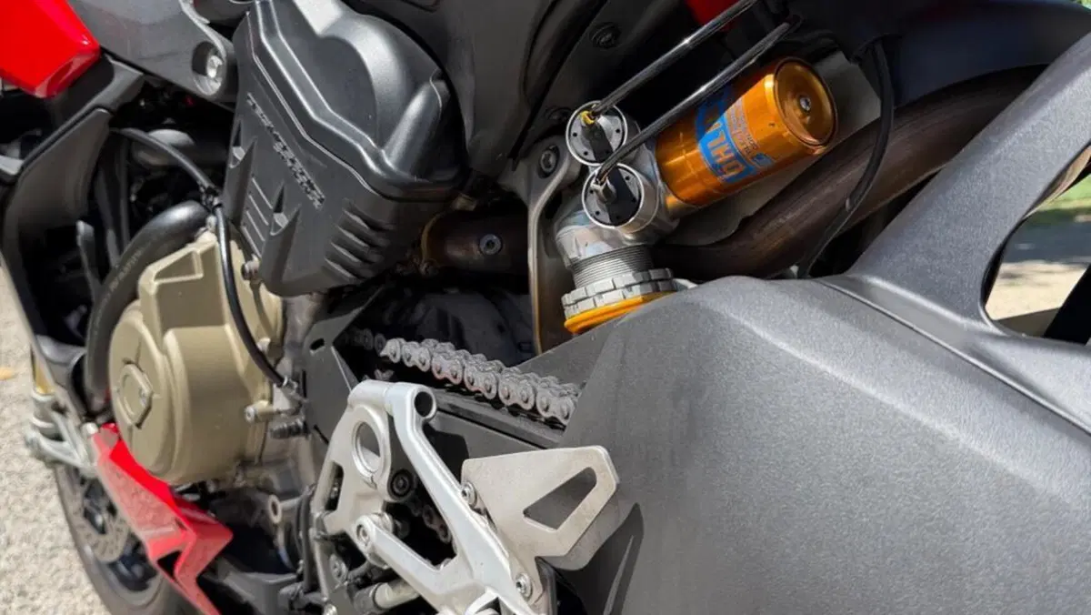 Ducati Streetfighter V4 1100 S (2021 - 22)  (9)