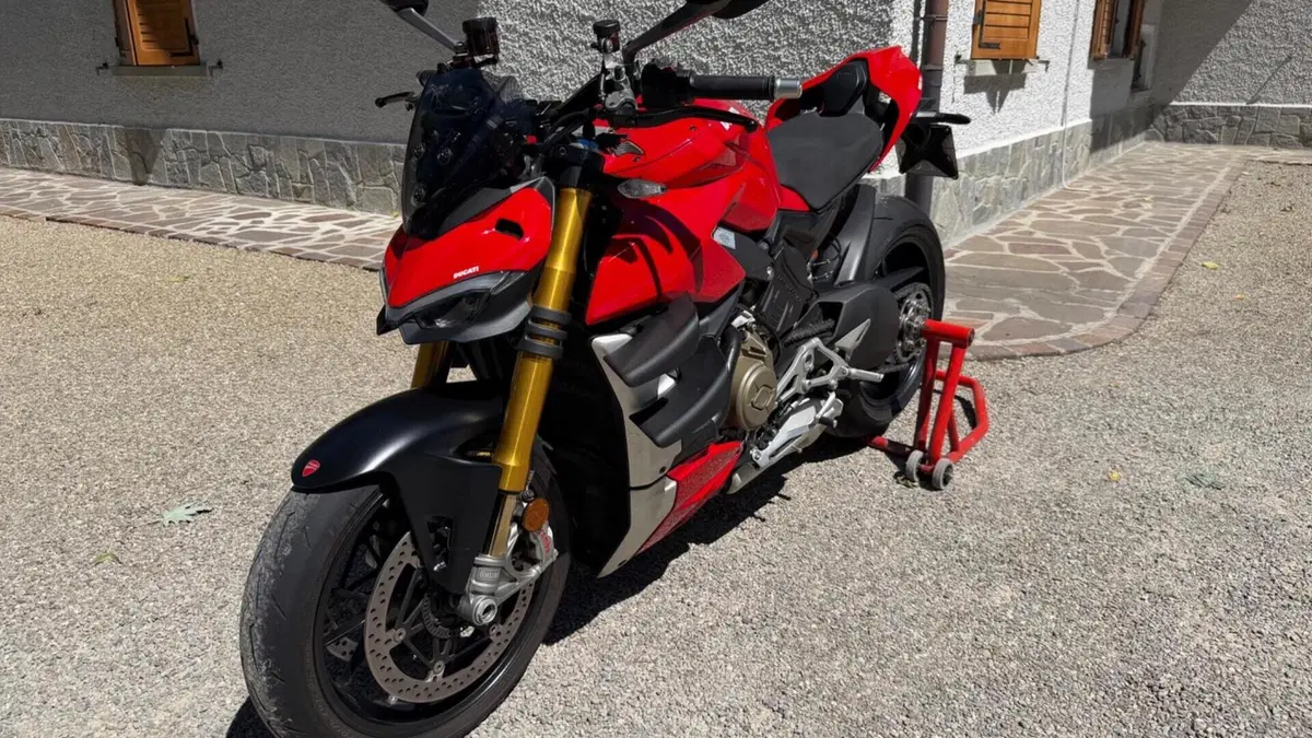Ducati Streetfighter V4 1100 S (2021 - 22)  (16)
