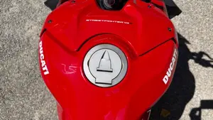Ducati Streetfighter V4 1100 S (2021 - 22)  (18)