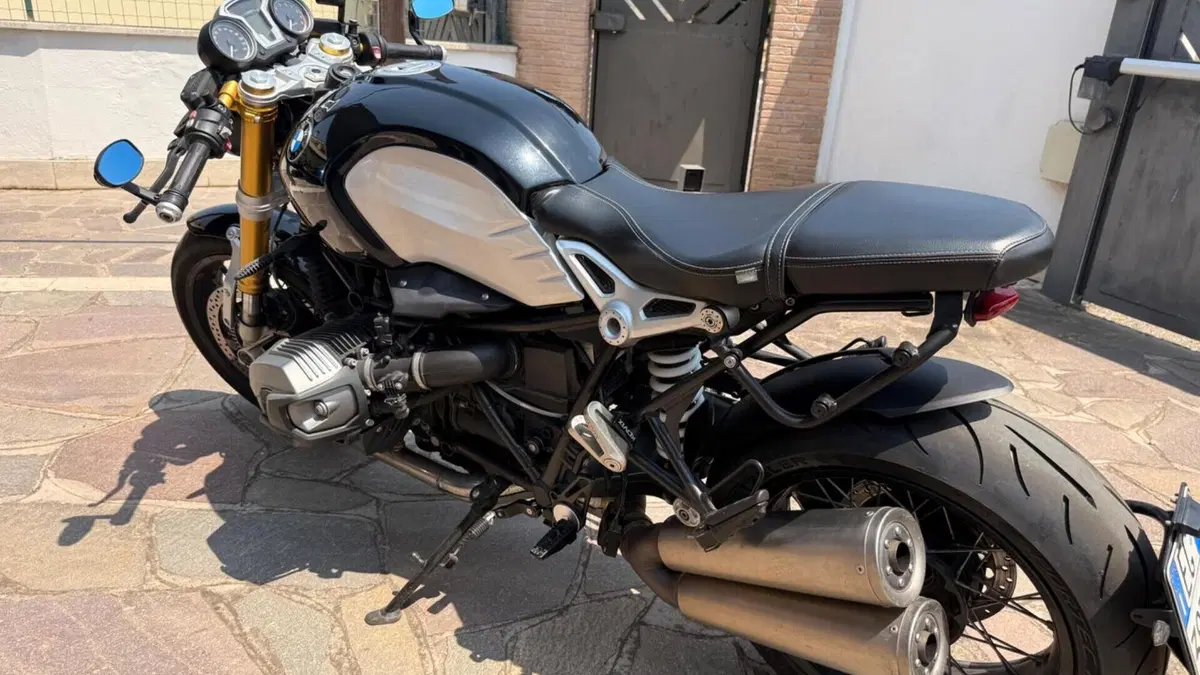 Bmw R nineT 1200 (2014 - 16)  (2)