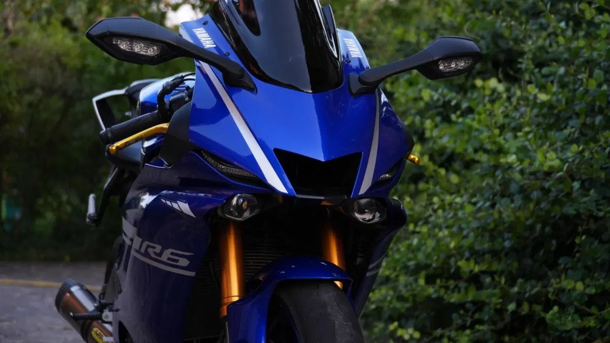 Yamaha YZF R6 (2017 - 20)  (4)