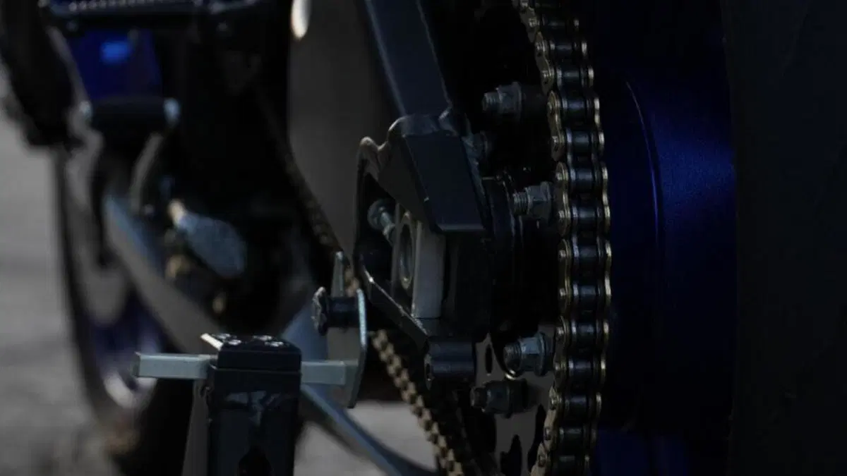 Yamaha YZF R6 (2017 - 20)  (11)