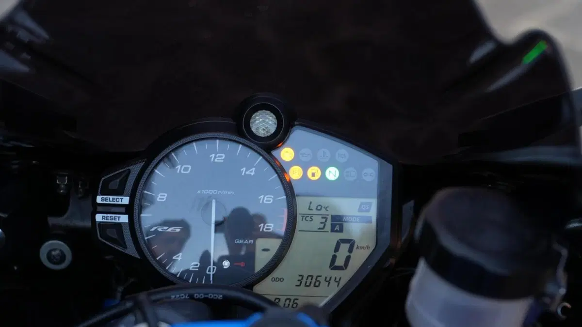 Yamaha YZF R6 (2017 - 20)  (14)