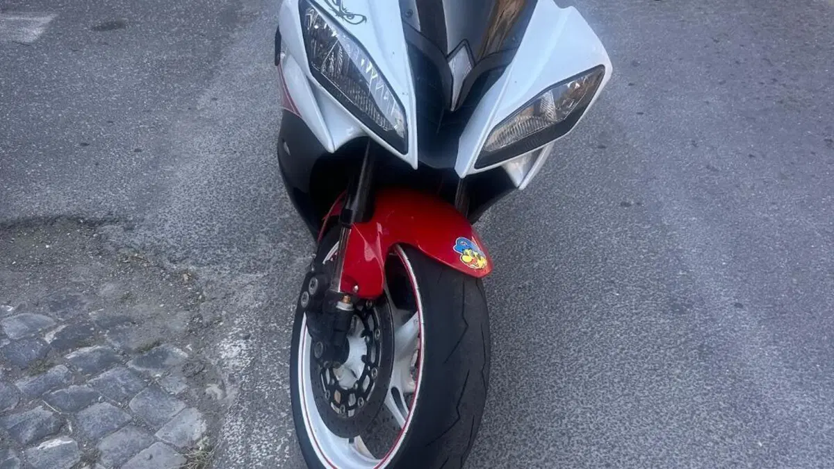 Yamaha YZF R6 (2008 - 09)  (3)