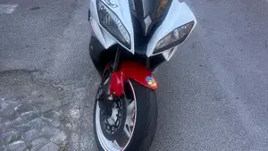 Yamaha YZF R6 (2008 - 09)  (3)