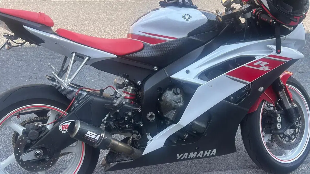 Yamaha YZF R6 (2008 - 09)  (5)
