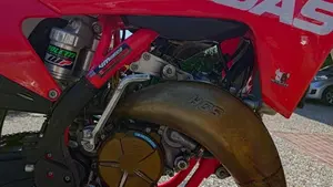 GASGAS MC 125 (2021)  (8)