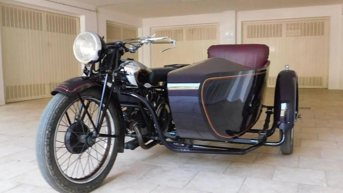 Moto Guzzi   (4)