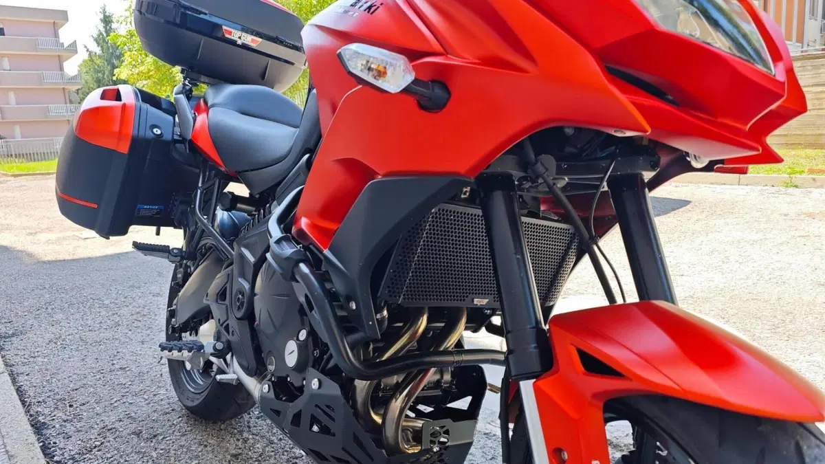 Kawasaki Versys 650 ABS (2015 - 16)  (2)