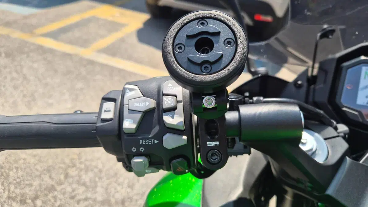 Kawasaki Ninja 1100 SX SE Tourer (2025 - 26)  (12)