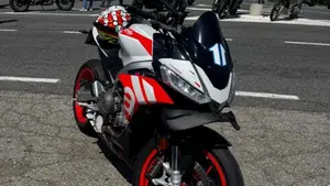 Aprilia Tuono 660 Factory (2022 - 24) 