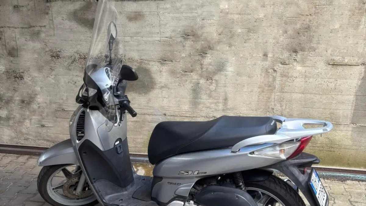 Honda SH 150i (2005 - 08)  (3)