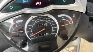 Honda SH 150i (2005 - 08)  (5)