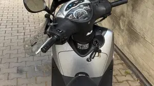 Honda SH 150i (2005 - 08)  (7)