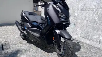 Yamaha X-Max 300 Tech Max+ (2025 - 26) usata