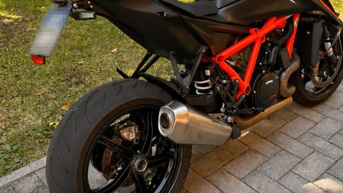 KTM 1390 Super Duke R EVO (2024 - 26)  (4)