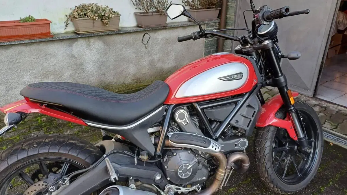 Ducati Scrambler 800 Classic (2017 - 18)  (2)