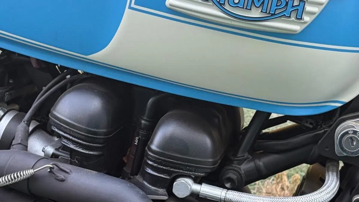 Triumph Scrambler (2006 - 17)  (3)