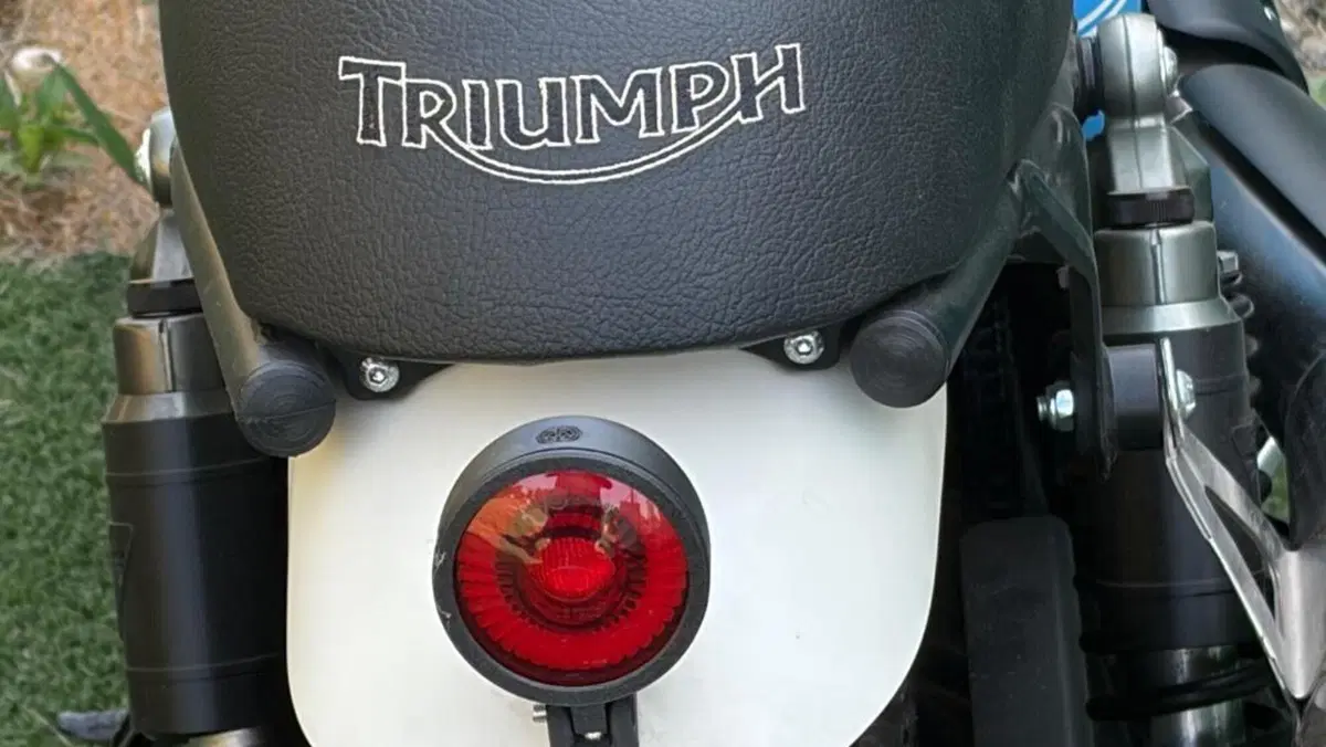 Triumph Scrambler (2006 - 17)  (4)